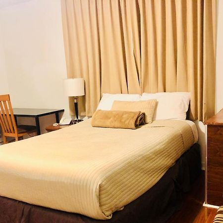 Hotel Park Avenue Montreal Bagian luar foto
